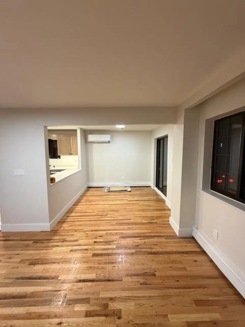 Nowe 3 sypialnie w Middle Village, Queens - blisko metra i udogodnień - 8