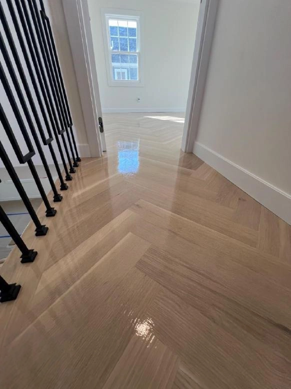 Profesjonalne usługi cyklinowania i napraw drewnianych podłóg