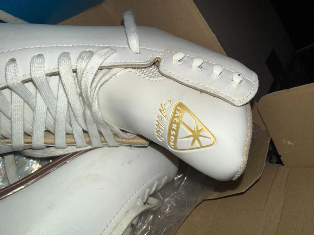 Lyzwy skórzane jak nowe - tylko $50! - 2