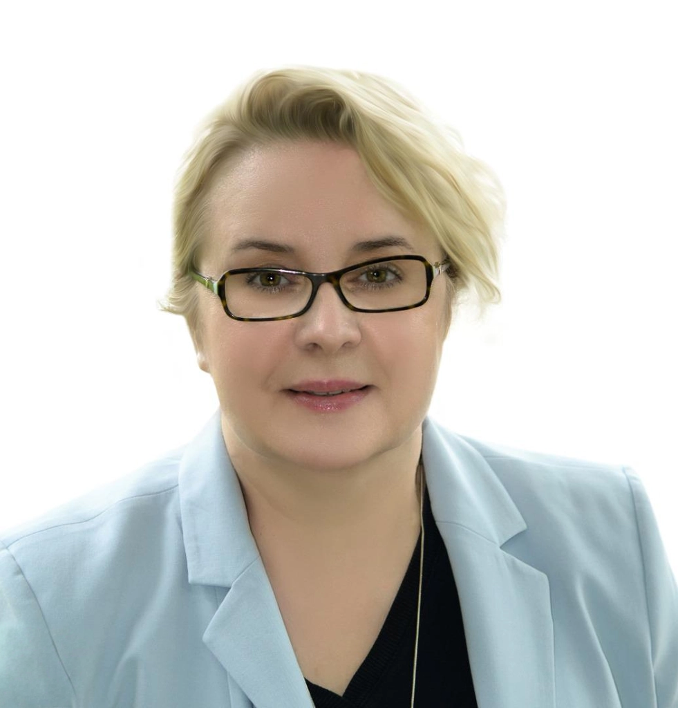 Licencjonowany agent nieruchomości z 20-letnim doświadczeniem w NY i CT