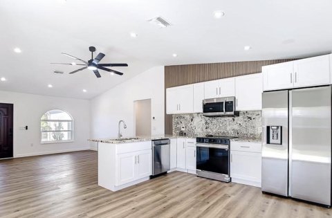House for sale in Venice, FL - ready to move in! - 3