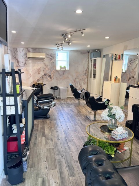 Wynajem krzesła w salonie fryzjerskim na Ridgewood, Queens - 2