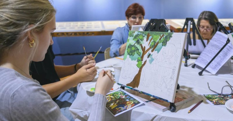 Night at the Museum: „Sip & Paint” – Fall Edition